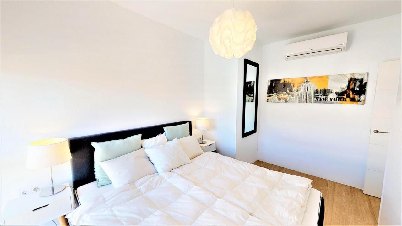 Olimpo - Fuengirola Beachfront Newly Renovated Apartment Eksteriør bilde